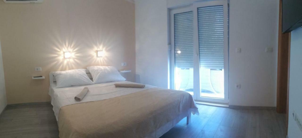 Apartments Prpic Seget Vranjica Δωμάτιο φωτογραφία